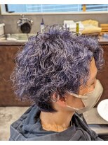 プロ ヘア テック(PRO HAIR TEC)&nbsp;うるツヤパーマで男の色気へ！スパイラルパ―マ×マッシュウルフ