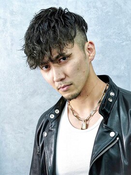 クロム トウキョウ ザ バーバーアルト 神保町店(CHROM TOKYO the Barber ALT) スペインカール