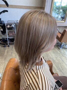 ビズヘアー プチ(bisou hair petit) ハイトーンカラー