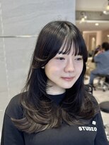 ミズチャーム(Ms.CHARM) 顔まわりカット/レイヤーカット/髪質改善/外苑前