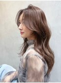 くびれヘアハッシュカットレイヤースタイル