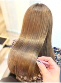 スモーキーベージュ×ULTOWA 髪質改善〇平塚