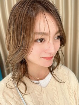 リンナヘアー(Rinna hair)の写真/経験豊富なstylist在籍！女性だからこそできるキメ細やかな心遣いで、あなたの理想を叶えます。