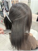 内側のうねりが強い方の縮毛矯正
