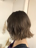 シアン(CYAN)&nbsp;【柔らかクリーミーグレージュ】担当　中野れお