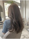 20代30代マットアッシュグレーナチュラル愛されゆるふわロング