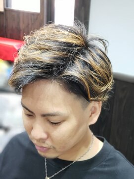 ウル(ulu) パーマ、メッシュ、ツーブロック