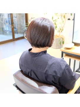 オミヤ(omiya) グラデーションボブ