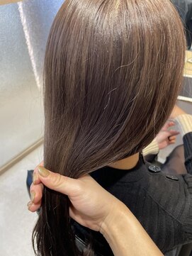 エレノア 梅田店(Eleanor) ミルクティーベージュ