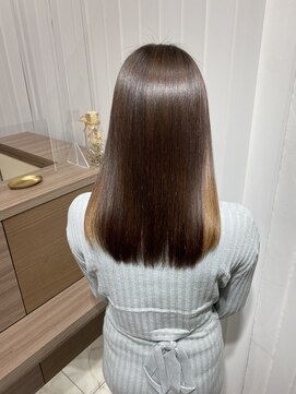 キュア 表参道(CURE) 黒髪/グレージュカラー/ココアベージュ/ヘルシーロング[表参道]