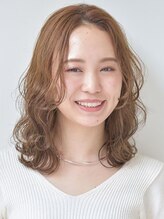 【高い技術・幅広い知識・豊富な経験でお悩みを解決】スタイリストが親身に寄り添います♪