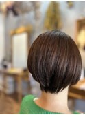 40代50代前下がりショートボブ