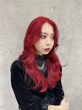 シーン(seen) ○赤髪×顔まわりレイヤーカット○前髪なし