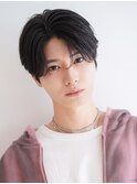 スーツ短髪ツーブロック束感モテる黒髪シークレットパーマ流行