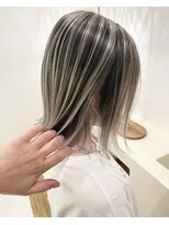 ラウレア(LAULEA)&nbsp;バレイヤージュカラー