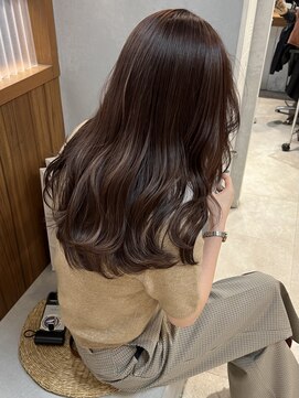 エイトデイズ 三宮駅前店(EIGHT days) チョコレートブラウン