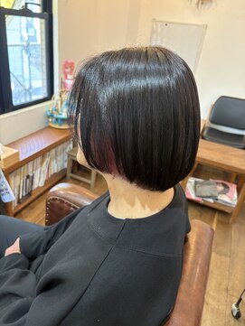 ロウスリー(Lowsly) ちらっと春インナーカラー