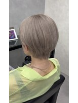 ヴィヒタ 川越 本川越(VIHTA.) ブリーチダブルカラーホワイトベージュ
