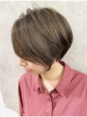 多毛、髪の毛固め、絶壁解消丸みショートボブ×明るめベージュ