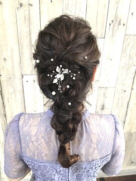 ヘアースペース ムーン(Hair Space MOON) イベントやパーティー等のヘアーセットはヘアースペースムーンへ