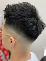 エイトヘアー(Ei8htHair)&nbsp;スキンフェード×無造作パーマ