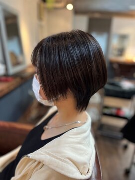 スローネ(THRONE) マッシュショート／髪質改善／艶髪／カット