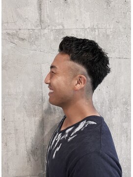 ルーツホーム(Roots Home) パーマ×フェード