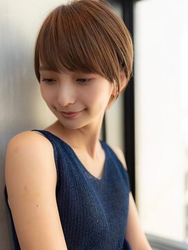 イオ 本厚木(io) 20代30代大人かわいい丸みショートベージュカラー前髪