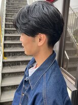 アイズ 海老名(AIZU)&nbsp;ニュアンスパーマ カルマパーマ センターパート 眉毛