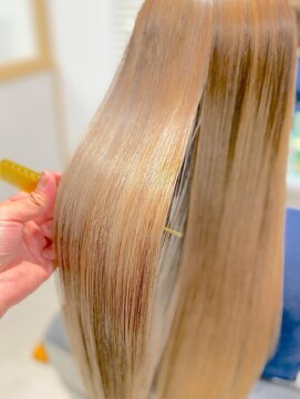 リオールヘア 北千住(LIOR.HAIR) 髪質改善プリンセスケア《しっとり質感/髪質改善★★☆》