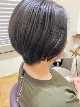 ヒラソル(girasol) 大人かわいいくびれショート グレイヘア_ハイライトなし_