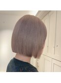 ミルクティーグレージュぷつんとボブ