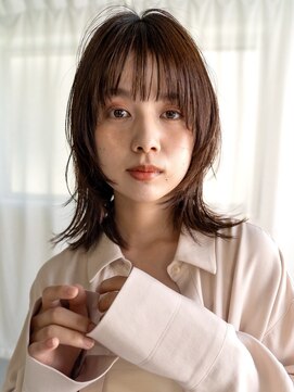 ミラバイグリーン(Mira by green) ミニウルフ/レイヤーボブ/暗めカラー/レイヤーカット