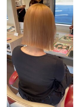 アース 会津若松店(HAIR&MAKE EARTH) ミルクティーベージュのミニマムボブ