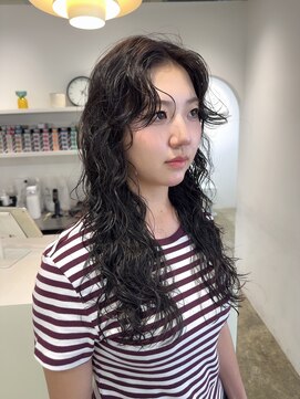 フィット ヒュー 千葉(fit hue) ミルクティーブロンド/ダークブルー/デジタルパーマ/千葉駅