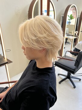 ラ ポルト ドゥ サワ(La Porte de SAWA) 抜きっぱなしブロンド×フェザーショート