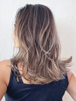 アイティー バイ アルバム 中野店(IT by ALBUM)&nbsp;ブロンドアッシュバレイヤージュ_ピンクベージュ_ba309353