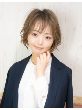 ティアラ 桜木町(TIARA) ゆるふわショートボブ　ミルクティー