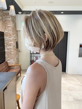 バンプ ギンザ(BUMP GINZA) 《30代40代50代》絶壁解消・色気ショートボブ【イケダ】