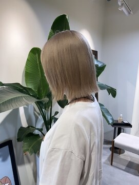 ロカ(roka) ハイトーンボブ