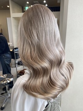 リア 近鉄八尾店(Lia) ミルクティーベージュ／ベージュカラー