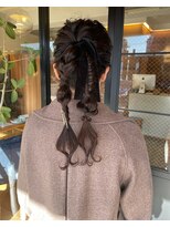 ヘア プロデュース キュオン(hair produce CUEON.) お呼ばれアレンジ×ポニーテールツインアレンジ