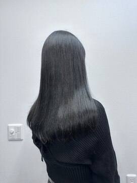 アイズム(I’sm) BYKARTEトリートメント/暗髪/edolカラー