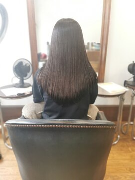 プリバート ロングストレートヘア