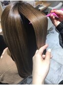 くすみベージュ×艶髪
