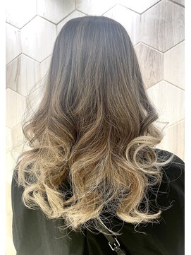 ビューティドレッセヤマノ 池袋パルコ(Beauty Dresse YAMANO) ロングレイヤー/白髪ぼかし/インナーカラー/30代40代50代60代