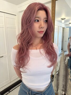 ノーカ 代官山(nohka) ホワイトピンクカラー