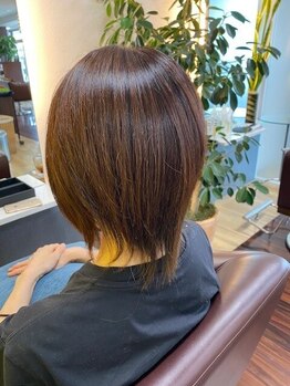 アット(At!)の写真/熟練の技術で大人髪の悩みに寄り添う。年齢による変化を美しさに変える、一生モノのプライベートサロン。