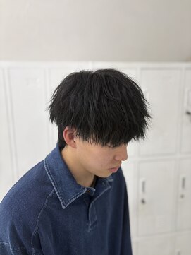 トイロ(toiro) シンプルにかっこいい!マッシュウルフ×ツイスト風スタイリング