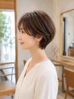 アイノワ(ainowa)&nbsp;大人女性のふんわりショートボブ